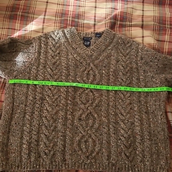 GAP Wool Sweater - Picture 9 of 12